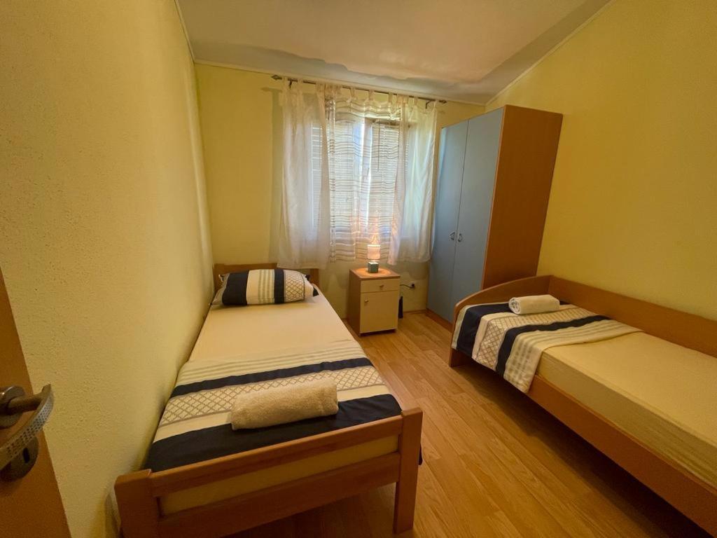 Apartment Edita Plano Trogir With Private Pool Kültér fotó